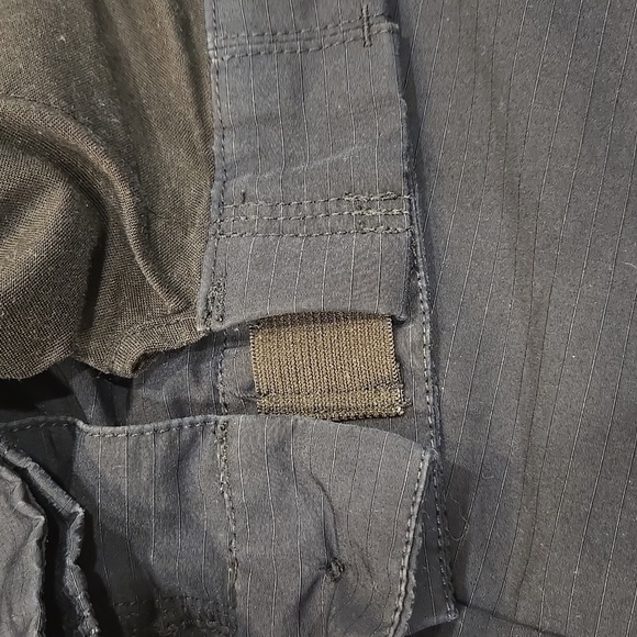 5.11 TACTICAL FAST- TAC URBAN PANT.SIZE 30X34. INSEAM IS MEASURING 27". - Picture 8 of 9